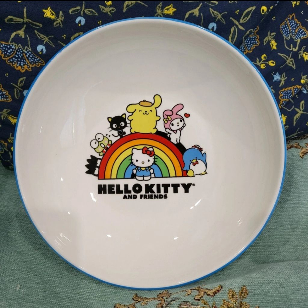 Sanrio Hello Kitty & Friends Rainbow Ceramic 9" Soup Pasta Salad Bowl